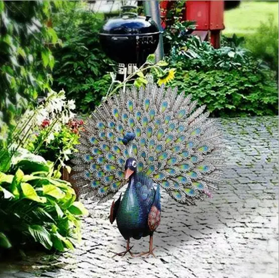 

Peacock ornaments European wrought iron outdoor wedding scene garden courtyard decoration window photography props