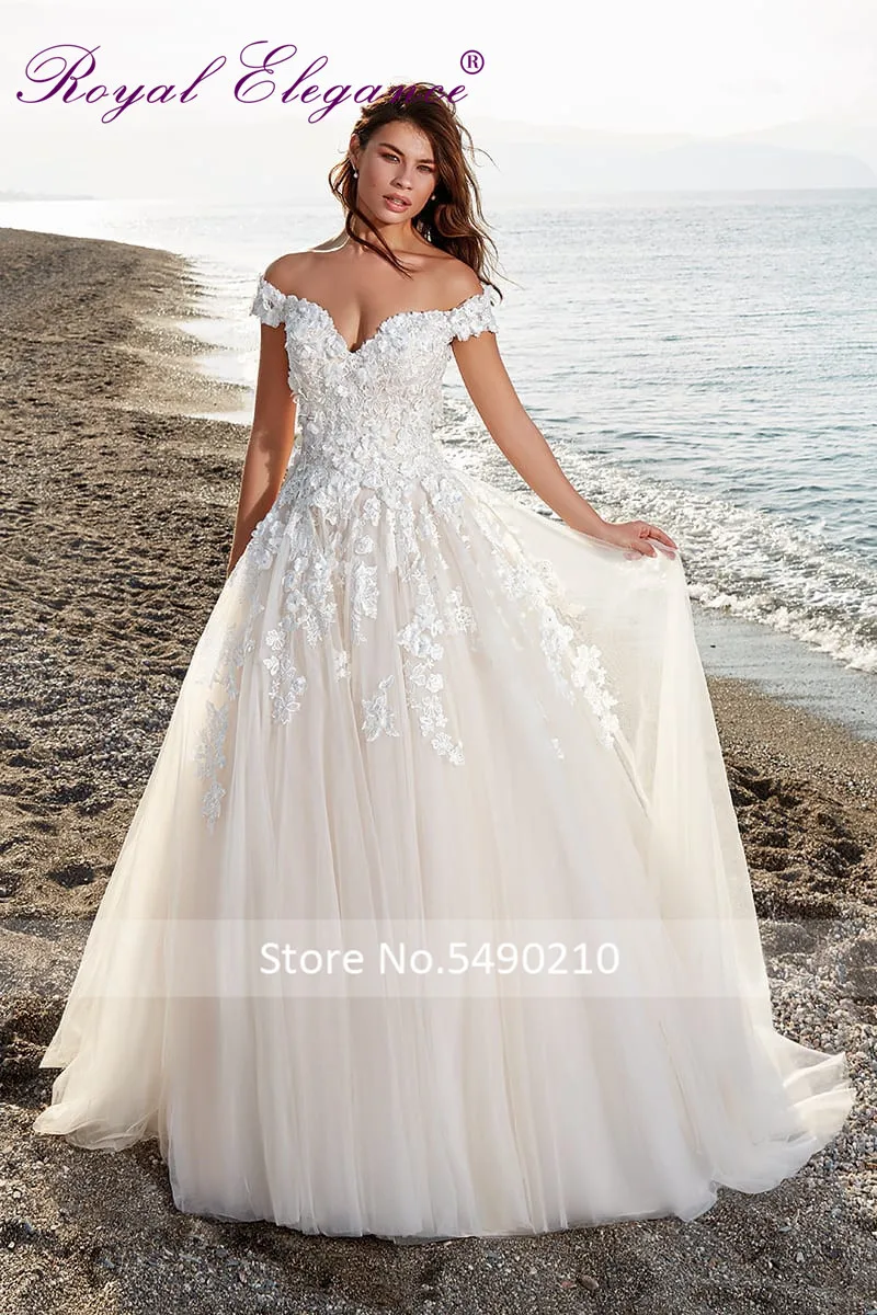 Koninklijke Elegantie Een Lijn Off Shoulder 3D Kant Applique Prinses Trouwjurk Tule Bruid Jurk Kapel Trein Bruidsjurken Koninklijke Elegantie Een Lijn Off Shoulder 3D Kant Applique Prinses Trouwjurk Tule Bruid Jurk Kapel Trein Bruidsjurken