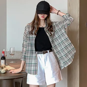 

Women Blouse Vintage Plaid Print Lapel Tops Shirt Female Blusas Single-breasted Elegant Blouse Long Sleeve Ladies Casual Shirts