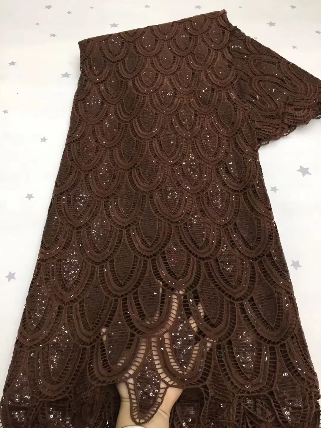 

Brown African Lace Fabric 2021 High Quality Lace French Milk Silk Lace Fabric with Sequins Nigeria Party Dress AXZ4979