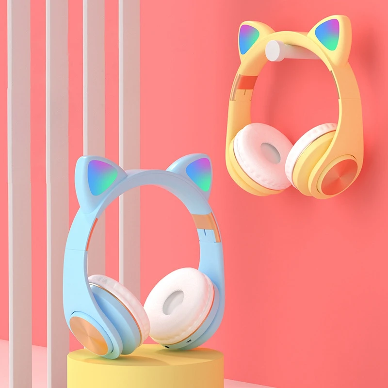 Bluetooth Headphones Cat Ear LED Light Up Wireless Foldable Headphones over Ear for Smartphones Laptop PC TV