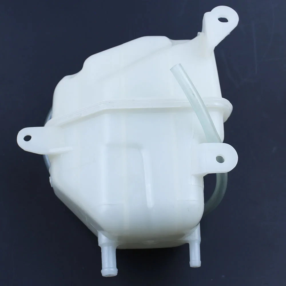 

LARBLL Engine Radiator Coolant Reservoir expansion tank MB924891 for Mitsubishi Delica L400 / Space Gear 1994-2005