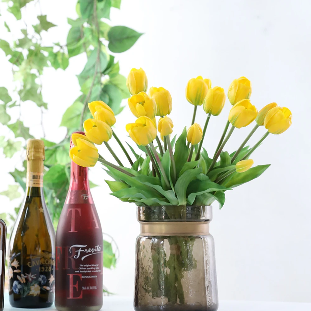 5Pcs bunch Artificial Tulips Flower For Home Wedding Decoration Bride Hand Flowers Real Touch Soft Silicone Tulip flores Decor 1