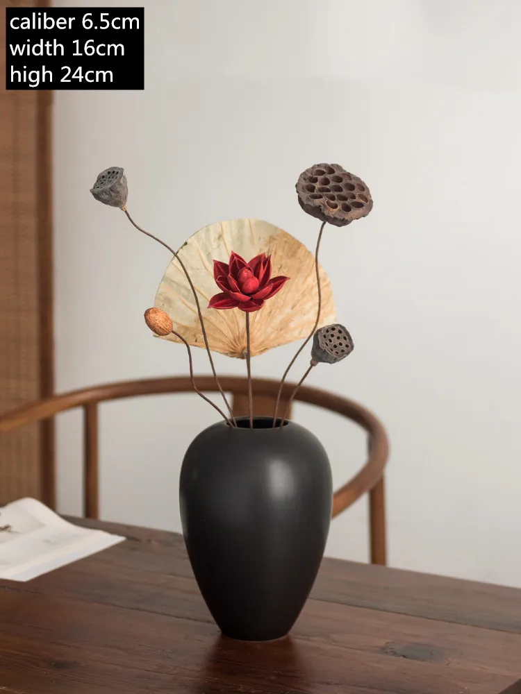 

Retro black vase Jingdezhen Ceramics Desktop Ornaments Flower Vases Home bedside living room Dried flower decoration