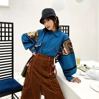

Korea 2020 New Spring Summer Lapel Long Sleeve Blue Pattern Printed Loose Personality Shirt Women Blouse Tide L582