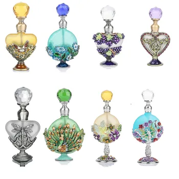 

H&D Vintage Empty Refillable Bottle Graven Metal Crafts Antiqued Glass Perfume Essential Oil Container Gift Home Wedding Decor