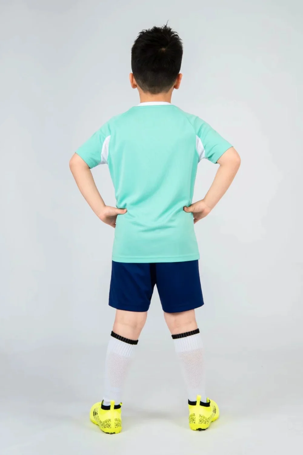 2021 Football Kits Soccer Jersey Short Sleeve Kids Training Outfits 3-14 Y+Socks 