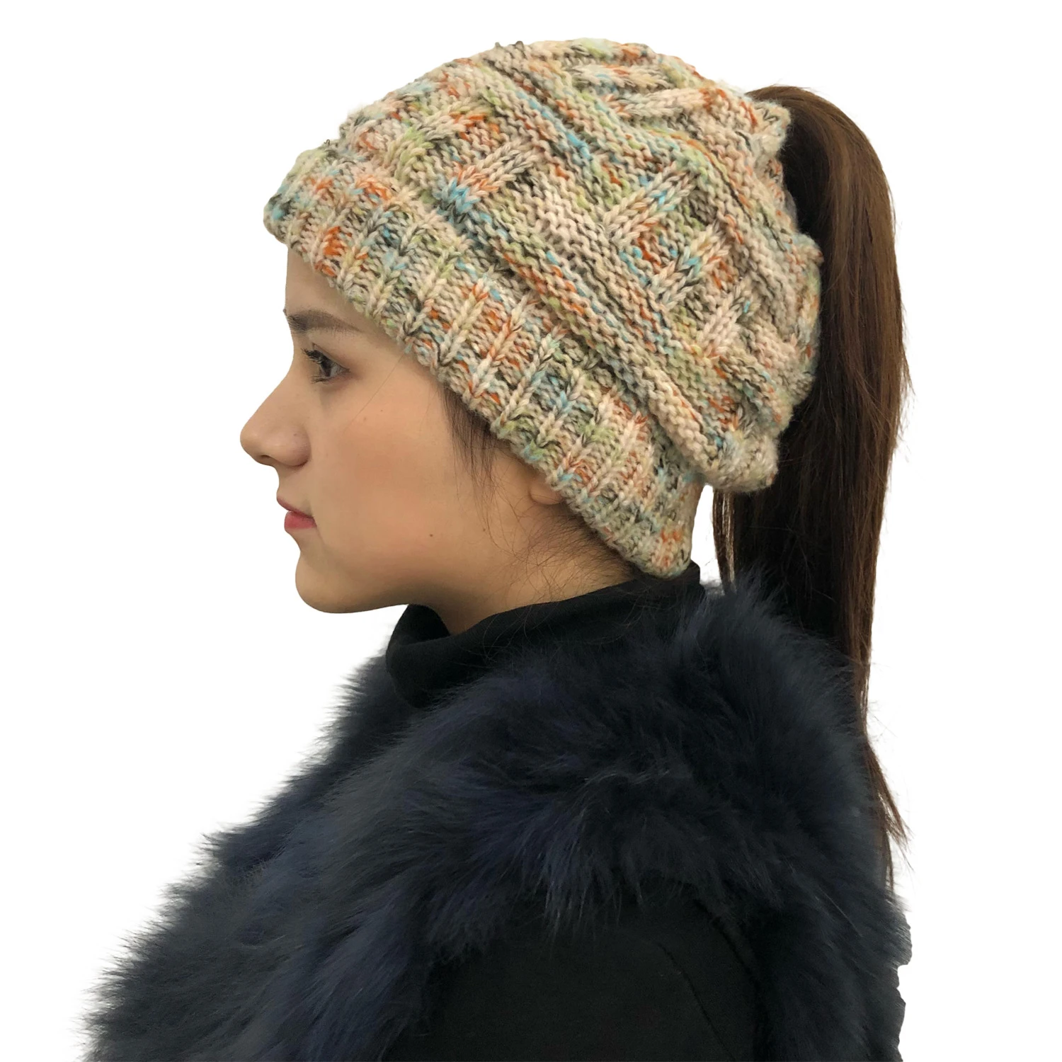 Womens Ponytail Winter Beanie Hat Warm Knit Messy Bun Ponytail Skull Cap Faux Fur Pom Pom Beanie - Цвет: C14