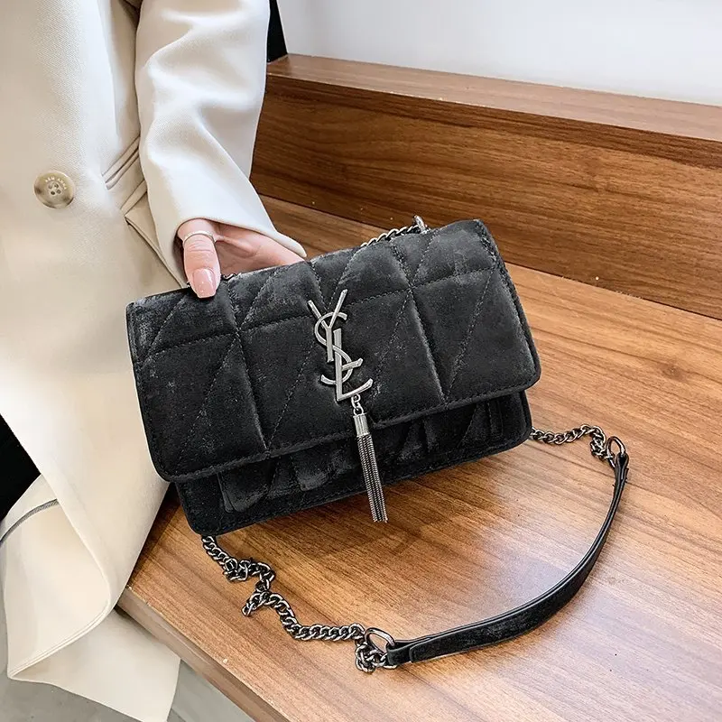 

New Solid Color Quality Leather Chains Shoulder Bag Luxury Letter Designer Small Crossbody Bags For Women 2020 Fashion Handbags