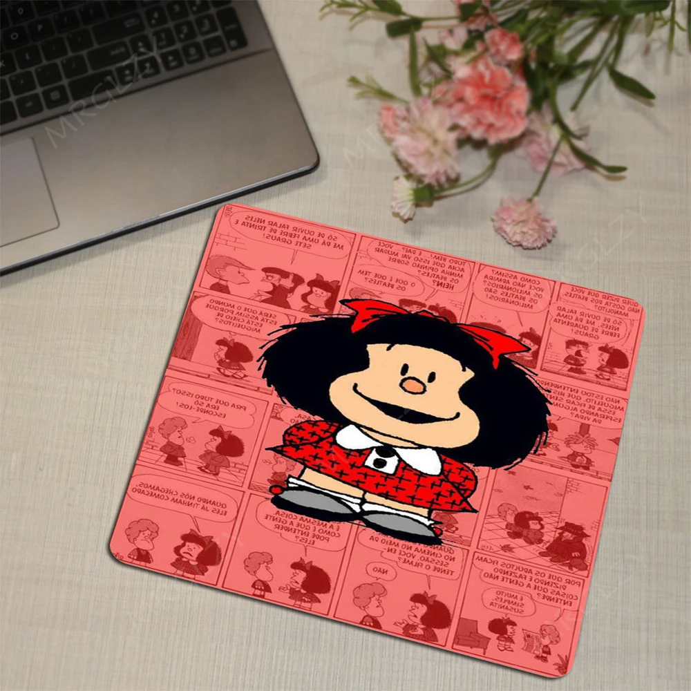 

MRGLZY Cartoon Girl Comfortable Mouse Pad Gaming Mouse Pad Size 200x250MM Rubber Mouse Pad Desk Mat Small Mouse Pad