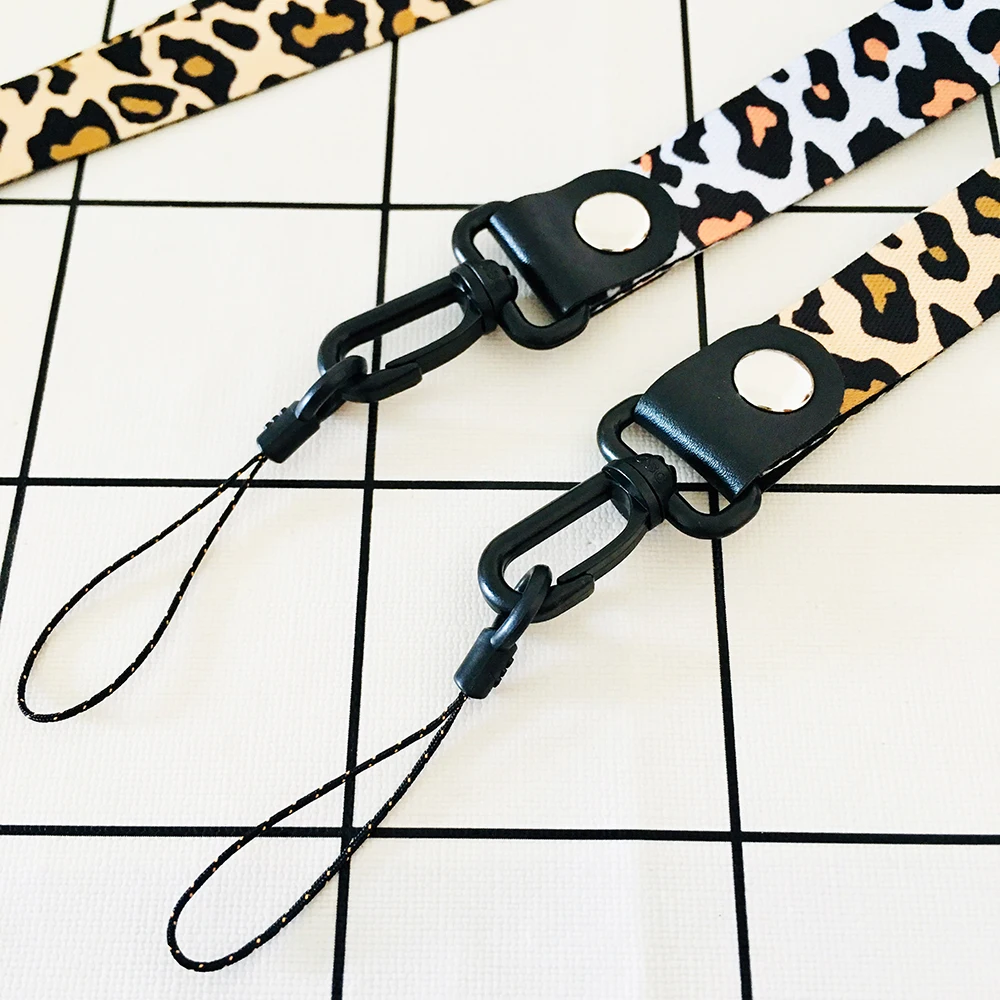 Sexy Leopard Print Neck Straps for Phone Wrist Band Holder for Xiaomi mi 8 mi 9 m8 lite mi max 2 Holder Grip Lanyards for Keys