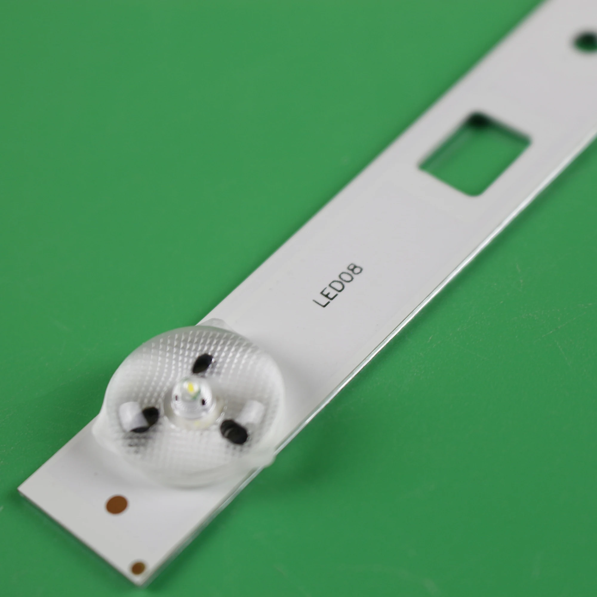 LED Ʈ Ʈ 8   32 TV KDL-32RD303 KDL-32R303C 1-889-675-12 IS4S320DNO01 KDL-32R303B LM41-00091J