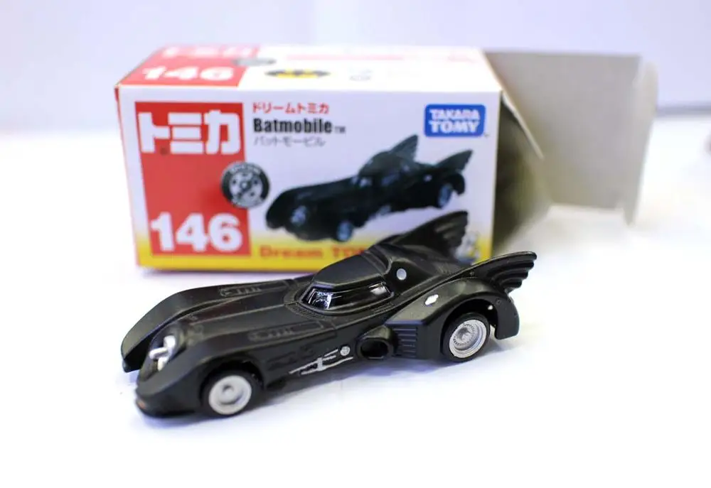 

Tomy Dream Tomica 146 Batmobile Diecast car mini size for gift