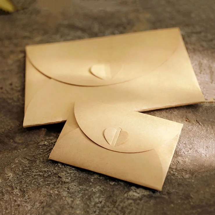 

10PCS Vintage Love Button Envelope Kraft Paper Gift Envelope box Brown Paper letter envelope bags small&large