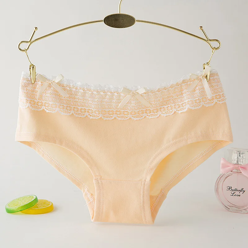 8964424408_541603624