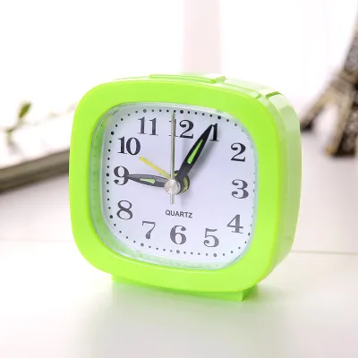 Миниатюрные креативные милые Квадратные Часы-Будильник для маленькой кровати компактные часы для путешествий портативные детские Студенческие настольные часы домашний декор - Цвет: Green