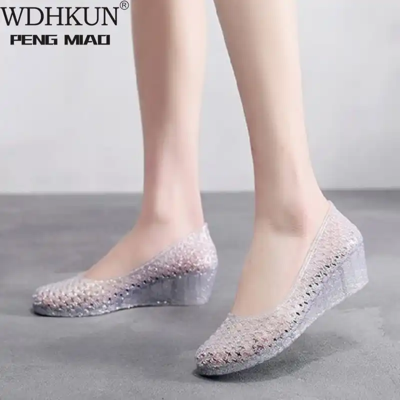 gold glitter jelly shoes