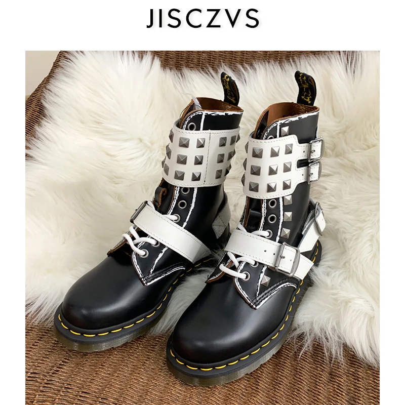 

2019 Womens Winter Ankle Boots Chelsea Ankle Boots Punk Autumn Buckle Metal Rivets Martin Boots Cool Shoes Women Designer Boots