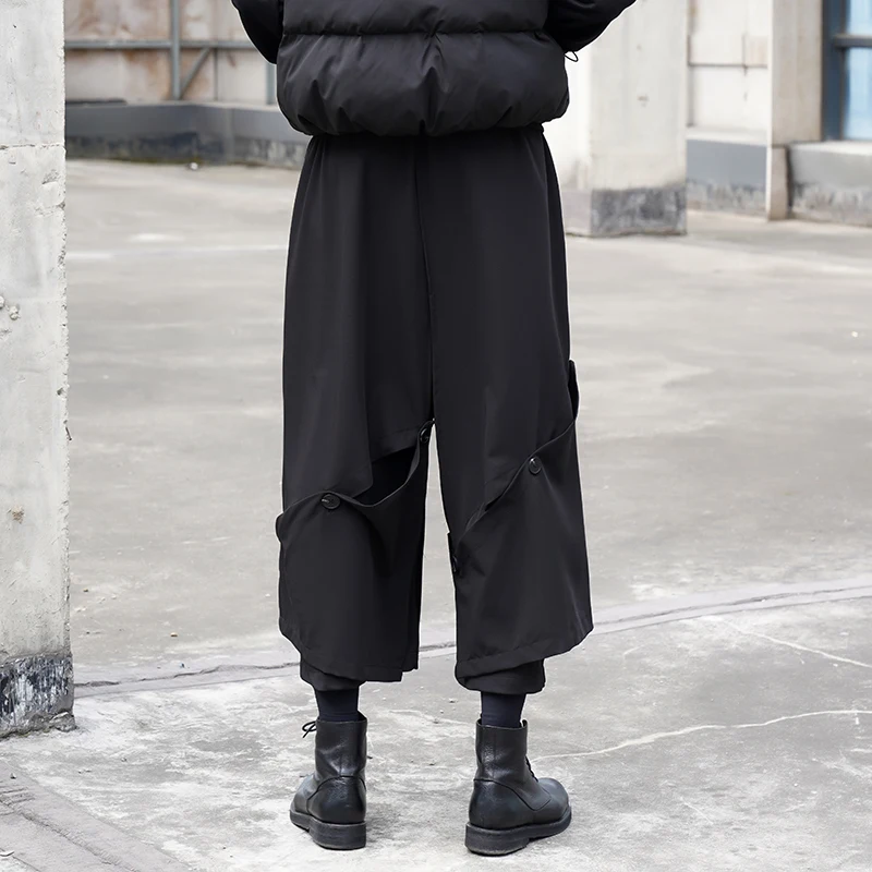 Men's new dark personality simple multi buckle double design couples with a loose leisure nine points skirt