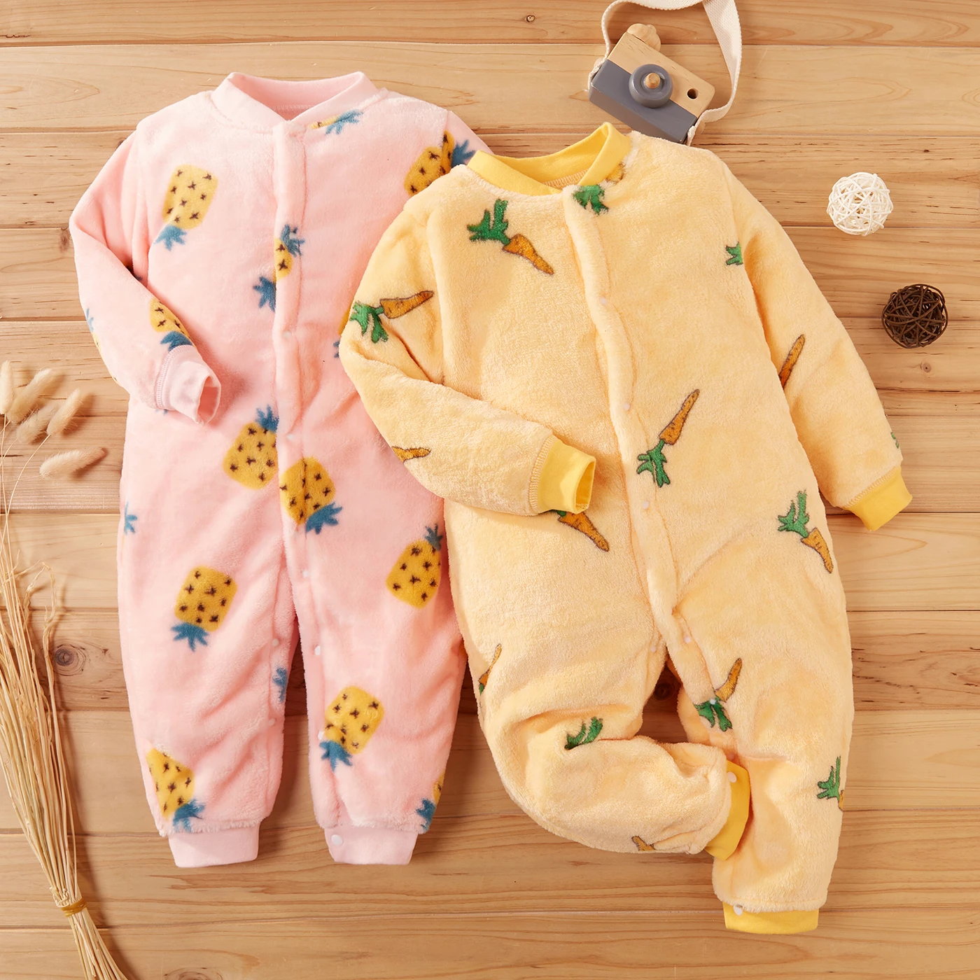 PatPat 2020 New Winter Baby Fruit Fleece Jumpsuit for Baby Unisex Clothes