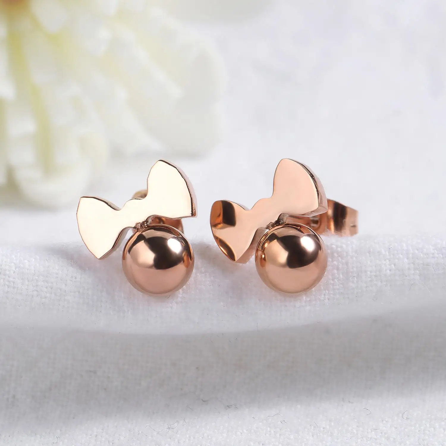 earrings woman.JPG