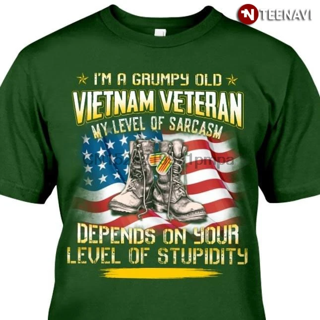 I/'m A Grumpy Old Trucker Men My Level Of Sarcasm Depends On T-Shirt Black Cotton