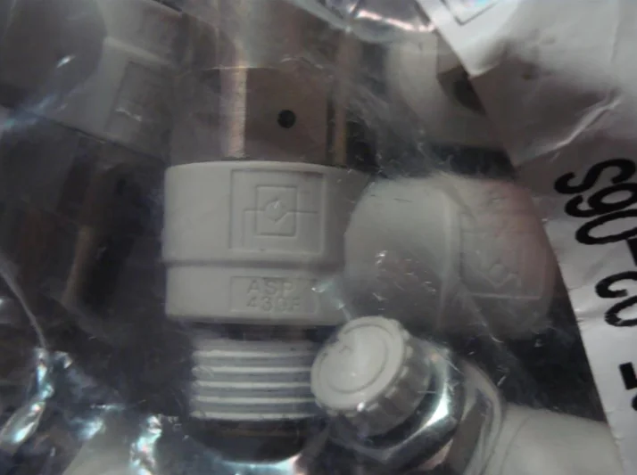 

1Bag/10pcs New SMC ASP430F-02-06S Control Valve