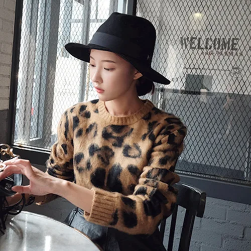 

Autumn New Style Sweater Women Knitted Sweater with Red Leopard Pattern Pullover Sweater Women 2019