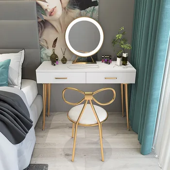 Billige Moderne Gilrs Schlafzimmer Damen Make-Up Kommoden Tabelle Eitelkeit Schreibtisch Hocker Rose Relief Studio Rotation Spiegel Schubladen Mit Stuhl Set
