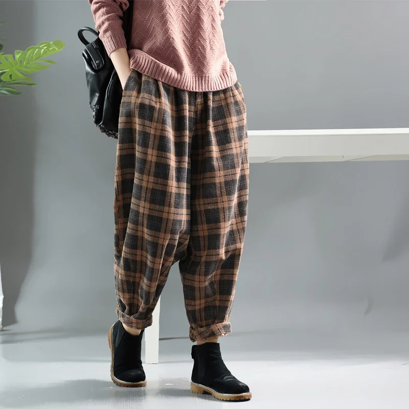 Женские брюки на осень и зиму свободные вельветовые большого размера новинка 2019