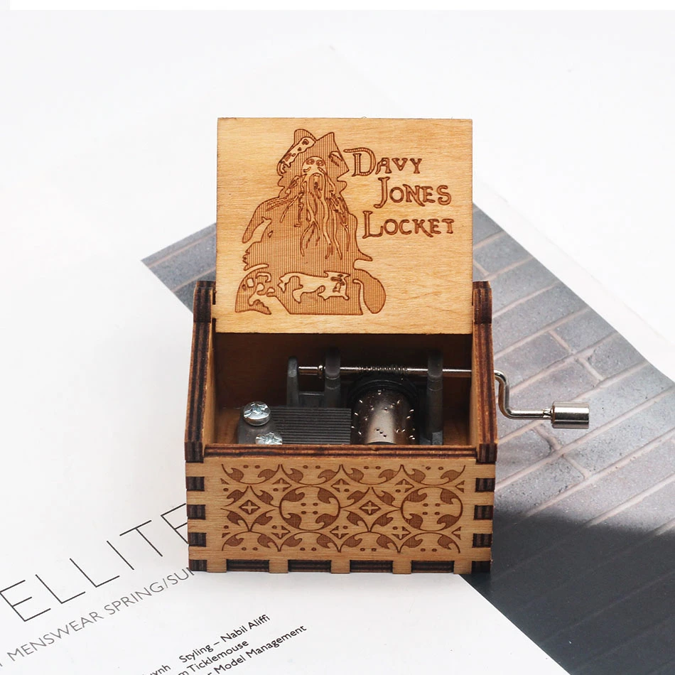 

Hot Wooden Hand Crank Queen Music Box Bohemian Rhapsody Pirate Theme Game Of Thrones Digimon Beauty And The Beast Christmas Gift