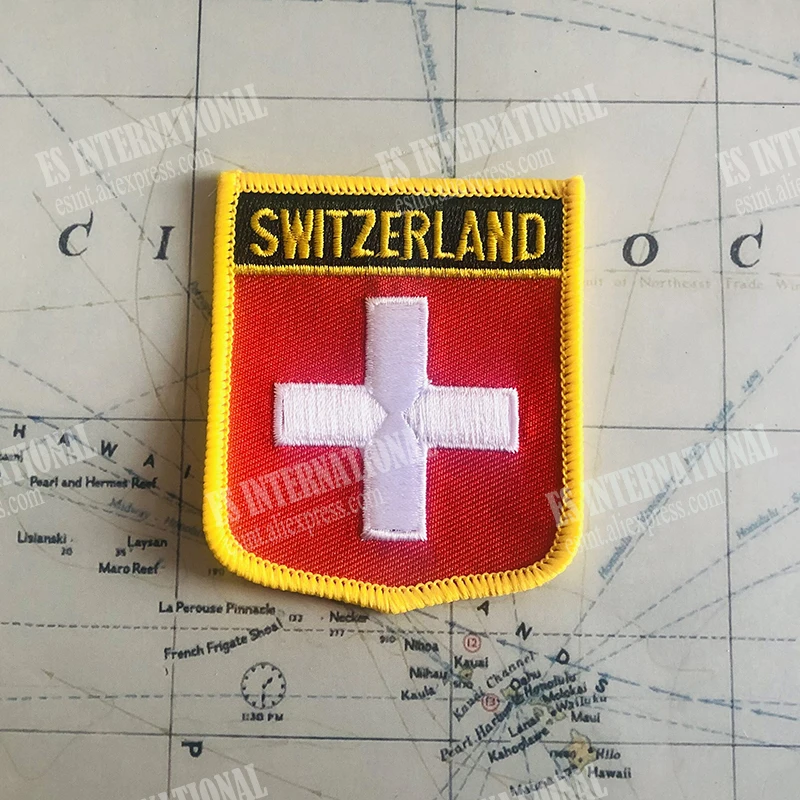 スイス国旗デザイン バッジ EXPO 2025 スイス国旗デザイン バッジ EXPO 2025 スイスの国旗と祝日を印刷