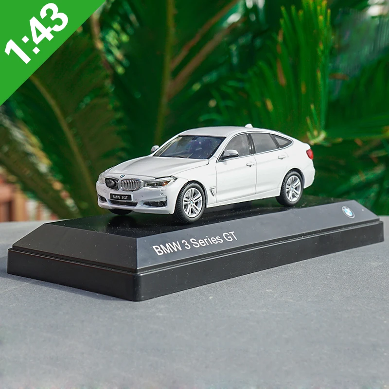 1:43 BMW3 серии GT легированная модель автомобиля статическая Высокая имитационная металлическая модель автомобилей с оригинальной коробкой - Цвет: White