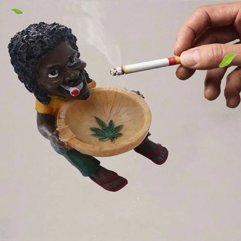 

Creative Skull Ashtray Ornaments Cigarette Ash Tray Portable Home Halloween Decoration for Man Gift Smoking Accessories