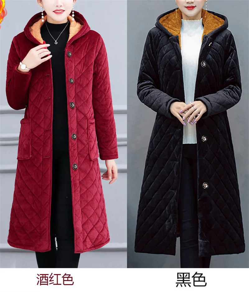 Рисунок 6 - Облегающее пальто с капюшоном для