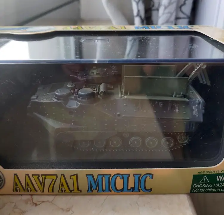 DRAGON USMC AAV7A1 MICLIC 1/72 Готовая модель танка