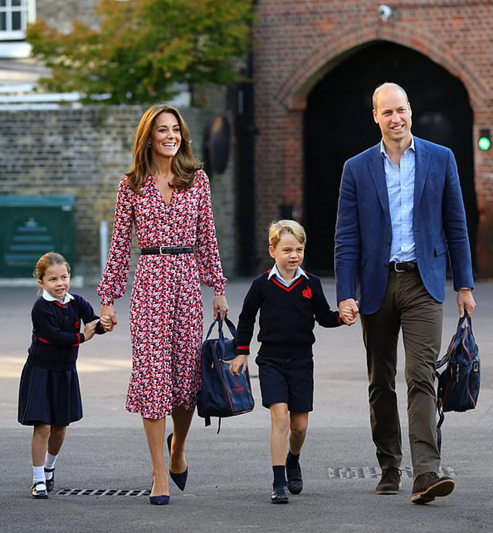 Kate Princess Middelton Princess Весна и лето новая шифоновая рубашка средней длины платье с цветочным рисунком вечерние повседневные шифоновые женские платья