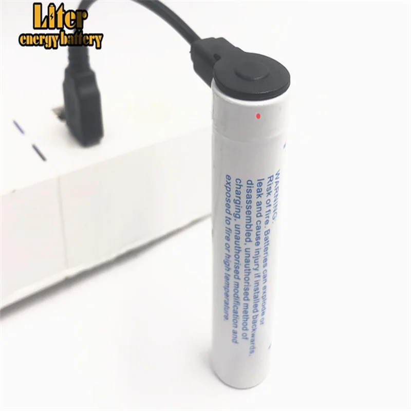 

USB 3.7 V 18650, 3400mAh Li-Ion rechargeable USB battery with LED light DC-charging indicator
