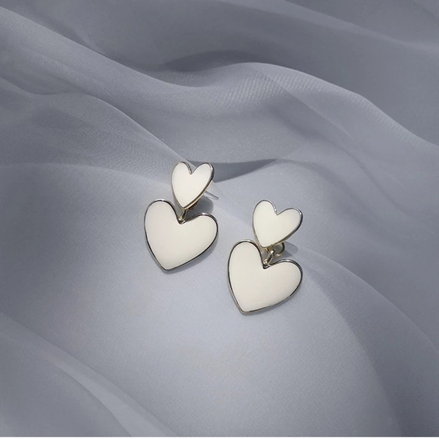 Love Flower Heart Drop Earrings for Women Vintage Gothic Black Hollow Art Earring Exaggerated Resin Forest Jewelry Gifts