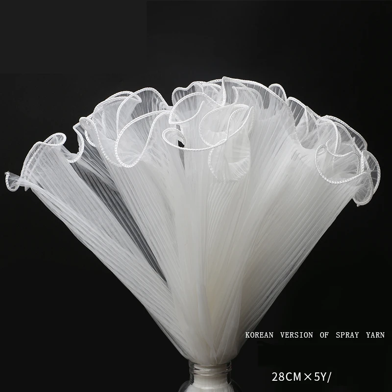 

Spray Yarn Flower Packaging, Wave Gauze, Lace, Flower Shop Bouquet, Floral Flower Packaging Material, 10 Yard