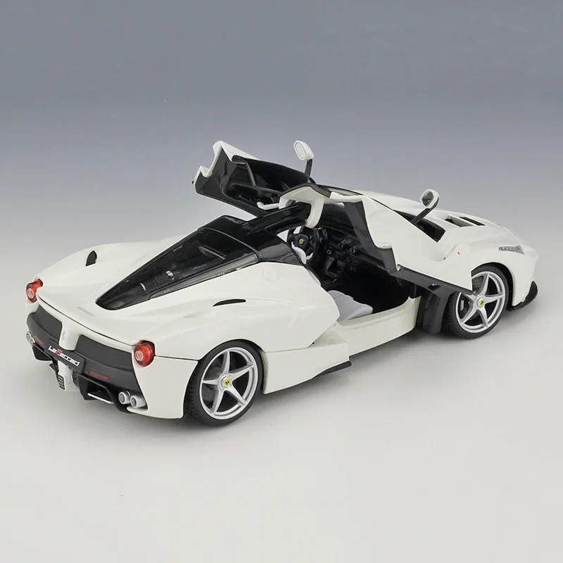 Bburago литая под давлением модель автомобиля LaFerrari 1:18 из металлического сплава Высокая симуляция машины с базой для мальчиков Игрушки транспортные средства Подарки для мальчиков