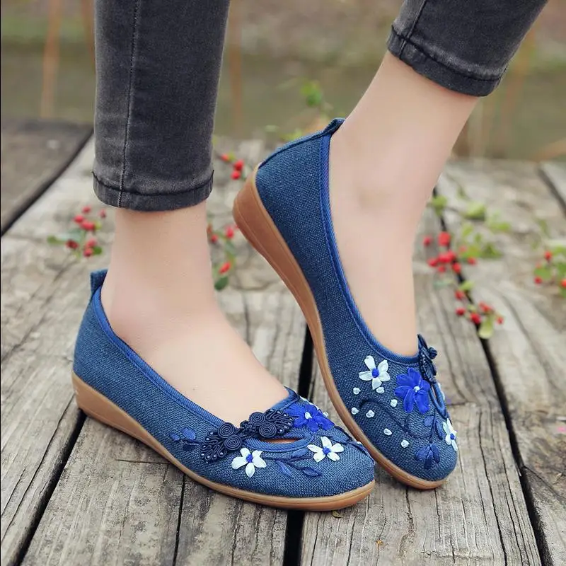 

LHCGY Brand 3D Flowers Appliques Women Linen Slip on Ballet Flats Breathable Fabric Ladies Casual Chinese Shoes ballerina Loafer