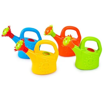 

1pc Plastic Children Beach Sand Watering Can Toys Child Bath Playing Game Fun Garden Watering Kettle for Kids Toys 15x18.5cm