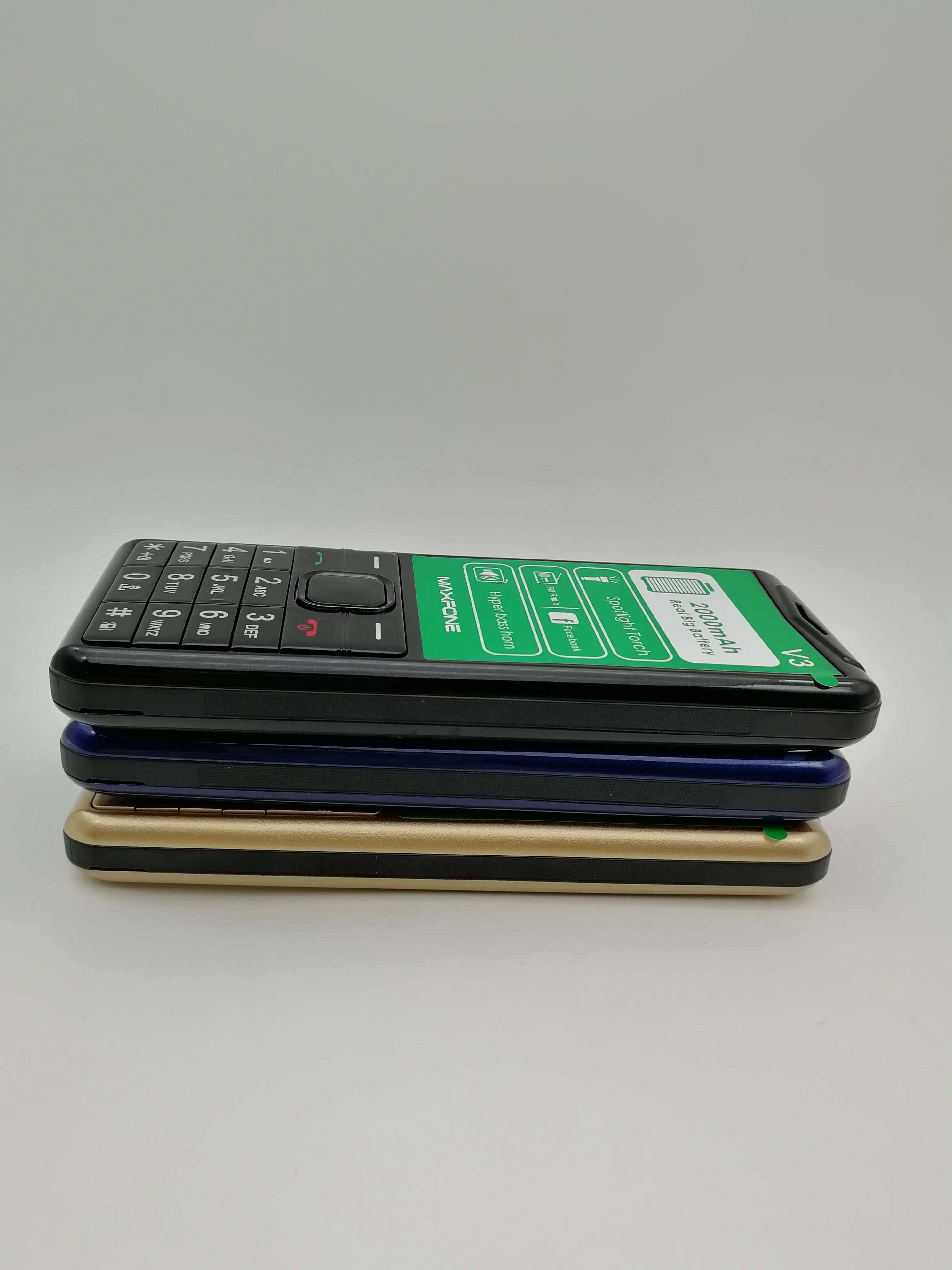 Кнопочный мобильный телефон, 1,77 дюймов, 2000 мА/ч, две sim-камеры, Bluetooth, большой динамик-фонарик, fm-радио, сотовый телефон для пожилых людей, Maxfone V3