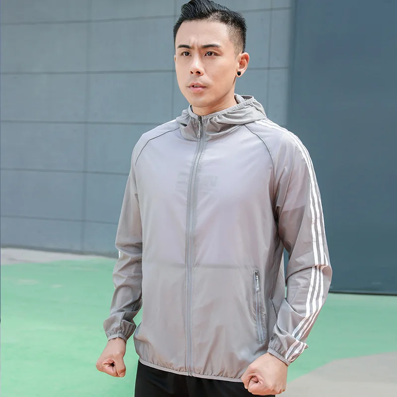 

2020 New Summer Men's Sun Protection Clothing Thin Section Youth Jacket Jacket Three Bars Classic Men and Women Skin Clothing