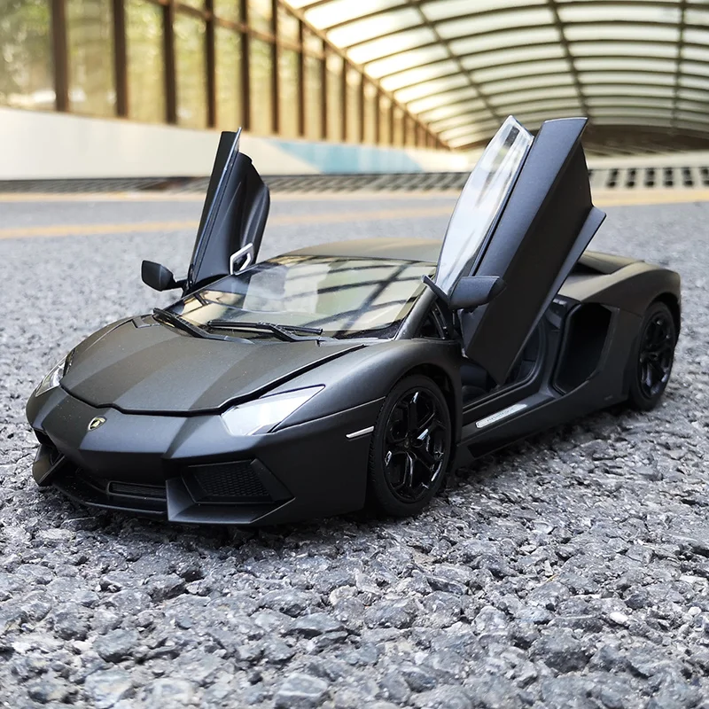 Welly 1:18 Lamborghini LP700-4 фиолетовая Большая корова модель автомобиля Моделирование Украшение автомобиля коллекция Подарочная игрушка Литье под давлением модель игрушка для мальчиков - Цвет: LP700-4