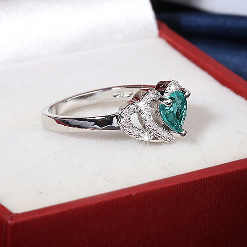 Silver Ring Ladies Zircon Hand Holding Love Ring 925 Silver Engagement Jewelry