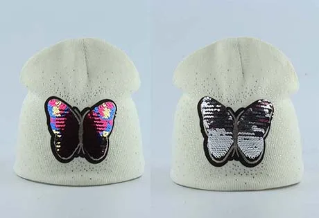 butterfly white Для маленьких девочек Шапка Зимняя вязанная круглая Лыжная шапочка, с персонажами из мультфильмов для детей с блестками и бантиками зимние Кепки Детские теплые вязаные Стразы головные уборы Skullies Beanies - Цвет: butterfly white