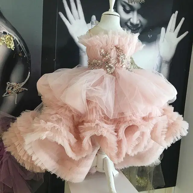 

Pink Pearls Girls Pageant Dresses Ruffles Appliqued Flower Girl Dress For Weddings Children Beaded Princess Birthday Ball Gowns