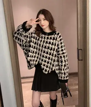 

2020 Summer New Arrival Round Neck Thick Plaid Print Sweater Loose Irregular Sweater Vintage Sweater Free Shipping